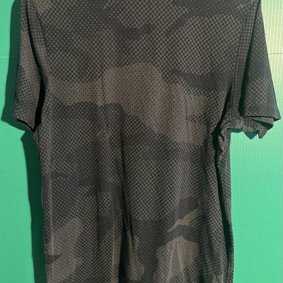 Nike Dri-FIT Camo Pattern Training Tee Black Gray Size M - Picture 3 of 5